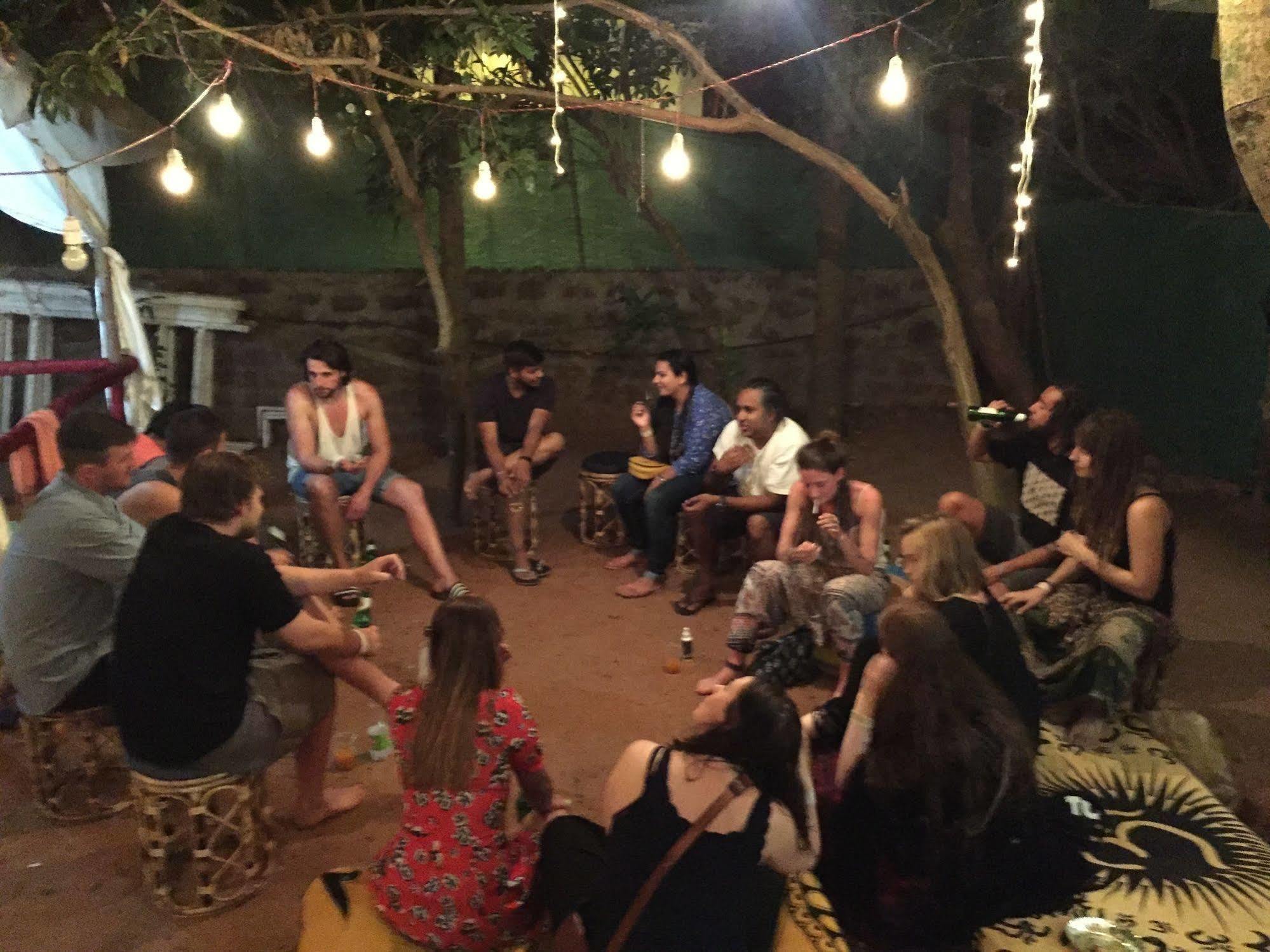 Anjuna By Roadhouse Hostels Goa Ngoại thất bức ảnh