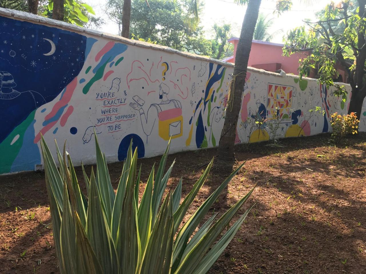 Anjuna By Roadhouse Hostels Goa Ngoại thất bức ảnh